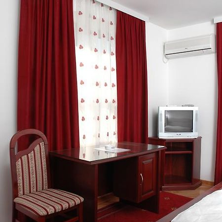 Vila Lux Milikic Kraljevo Room photo